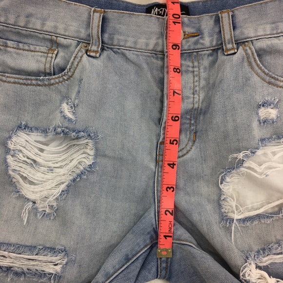 Nasty Gal Cut-Off ripped Torn Denim Jean Shorts - Picture 7 of 8